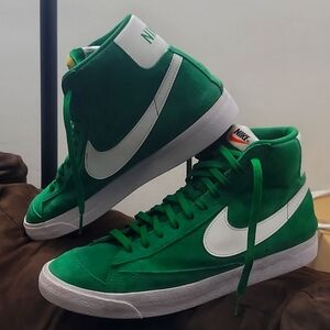 Blazer Mid '77 Suede 'Pine Green'